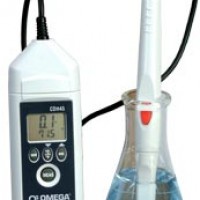 Máy đo độ mặn/Nhiệt độ dùng trong chế biến - Thực phẩm - Dung dịch model CDH45
